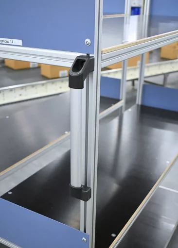 Beispielbild 1 - Kommissionierwagen mit Griffen zum schieben